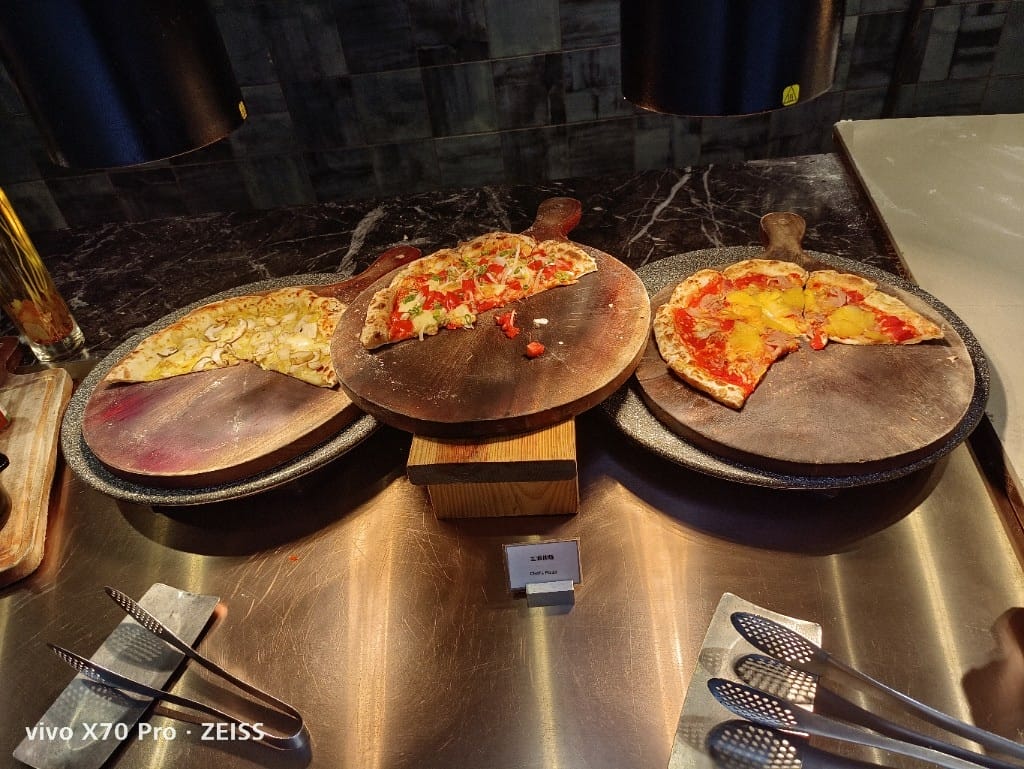 【台北吃到飽】王朝大飯店SunnyBuffet ，下午茶升等午餐，超棒牛排吃的好滿足😍
