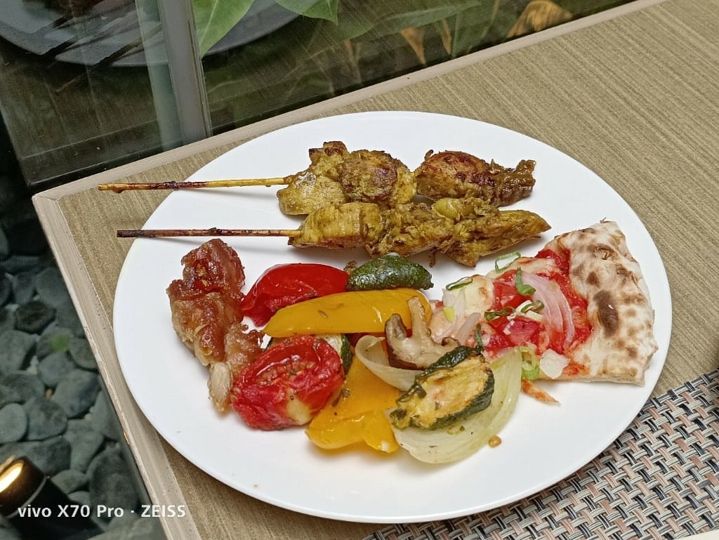 【台北吃到飽】王朝大飯店SunnyBuffet ，下午茶升等午餐，超棒牛排吃的好滿足😍