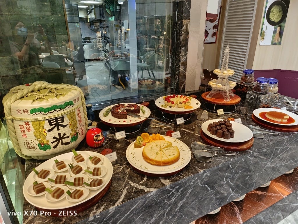 【台北吃到飽】王朝大飯店SunnyBuffet ，下午茶升等午餐，超棒牛排吃的好滿足😍