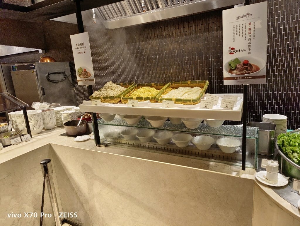 【台北吃到飽】美福彩匯週末午餐，改版後的餐枱大升級，溫生蠔回歸大滿足❤️
