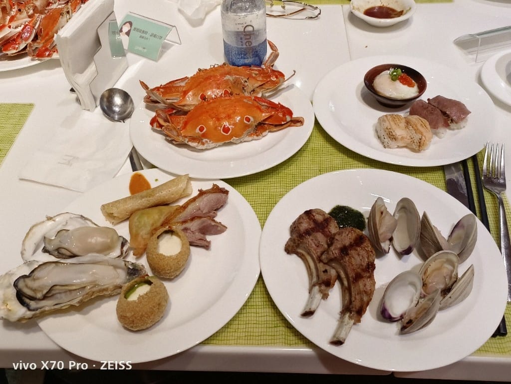 【台北吃到飽】美福彩匯週末午餐，改版後的餐枱大升級，溫生蠔回歸大滿足❤️