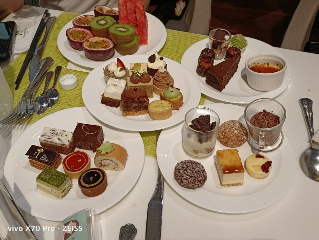 【台北吃到飽】美福彩匯週末午餐，改版後的餐枱大升級，溫生蠔回歸大滿足❤️