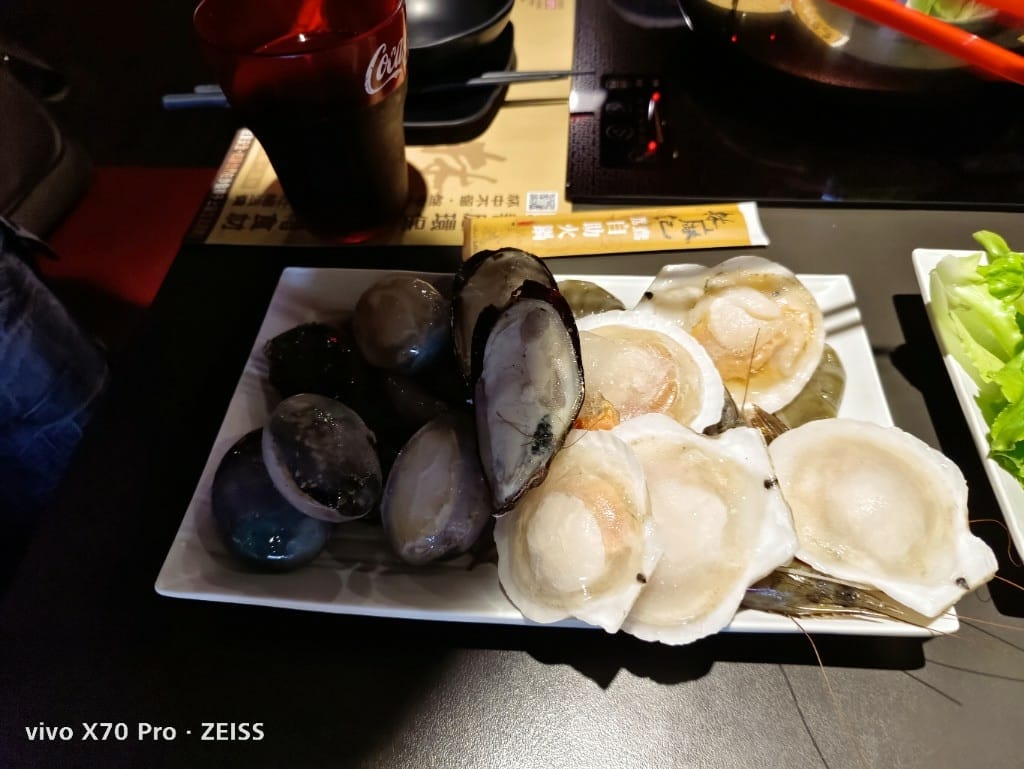 【中和吃到飽】林麻記鴛鴦麻辣鍋，海鮮豐富平日只要$569！