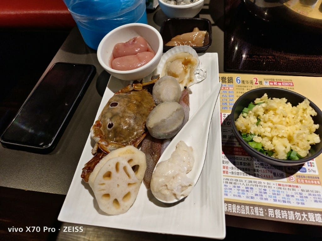 【中和吃到飽】林麻記鴛鴦麻辣鍋，海鮮豐富平日只要$569！