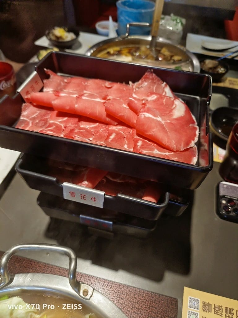 【中和吃到飽】林麻記鴛鴦麻辣鍋，海鮮豐富平日只要$569！
