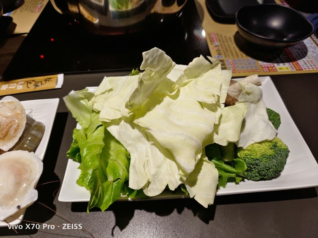 【中和吃到飽】林麻記鴛鴦麻辣鍋，海鮮豐富平日只要$569！