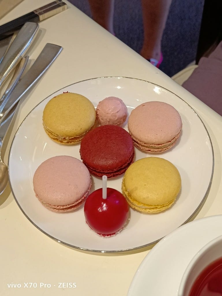【台北吃到飽】東方文華酒店CAFÉ ，睽違兩年強勢復出，帝王蟹、生蠔、干貝、海膽都自由了❤️