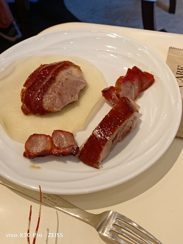 【台北吃到飽】東方文華酒店CAFÉ ，睽違兩年強勢復出，帝王蟹、生蠔、干貝、海膽都自由了❤️