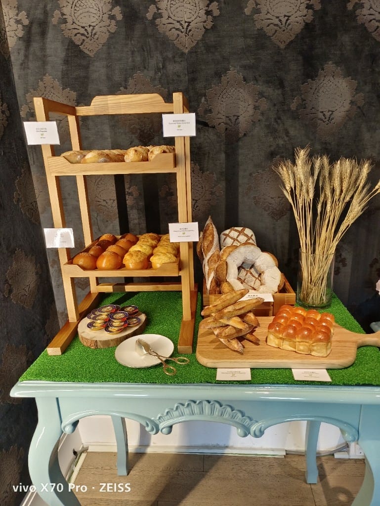 【台北吃到飽】東方文華酒店CAFÉ ，睽違兩年強勢復出，帝王蟹、生蠔、干貝、海膽都自由了❤️