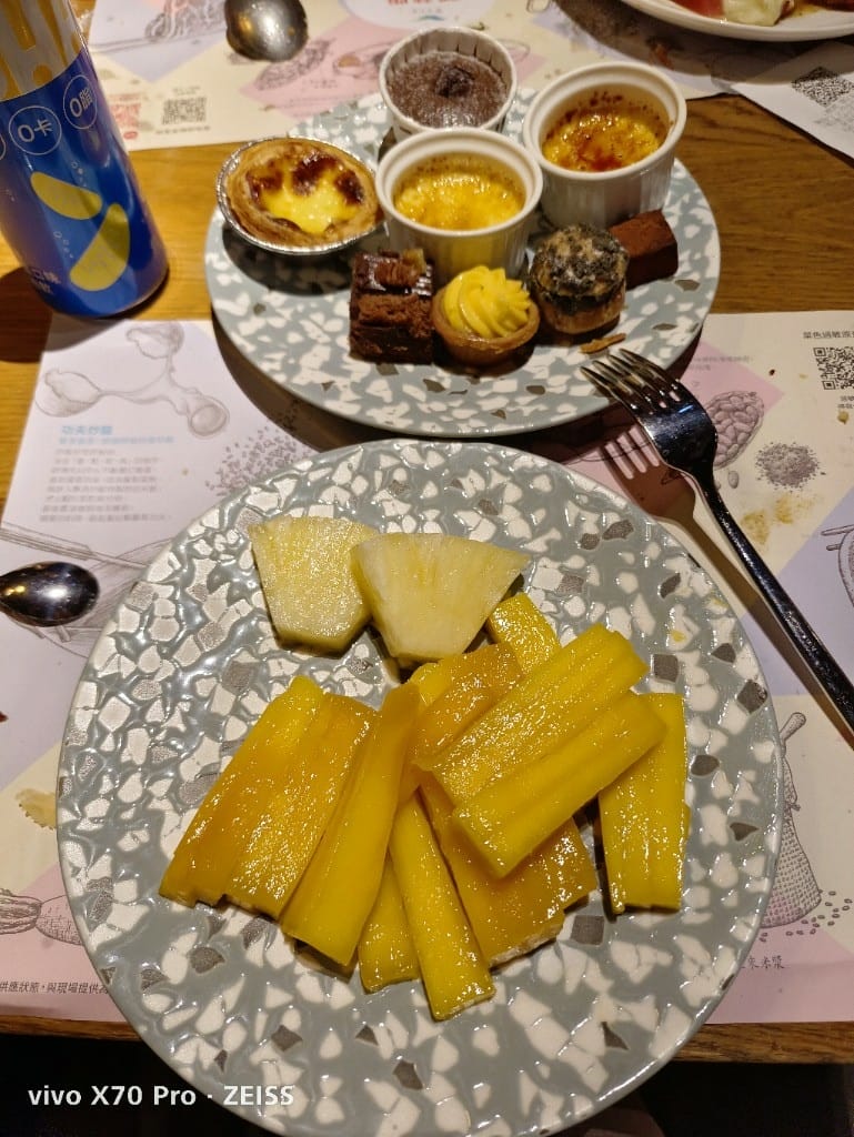 【板橋吃到飽】饗食天堂板橋店，平日午餐有澎湖烤牡蠣自由，哈根達斯回來了❤️