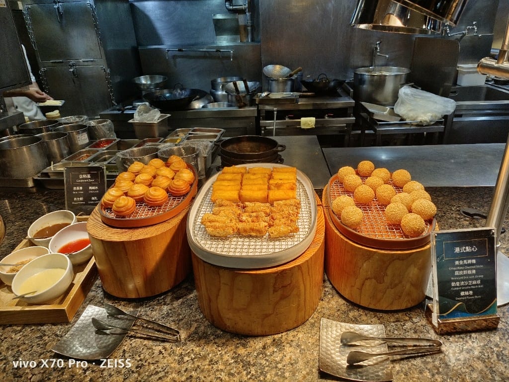 【板橋吃到飽】饗食天堂板橋店，平日午餐有澎湖烤牡蠣自由，哈根達斯回來了❤️