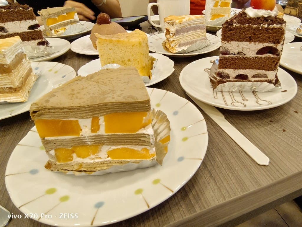 【新北吃到飽】甜點櫃子，每年七月快閃甜點吃到飽，滿滿芒果的各種甜點❤️