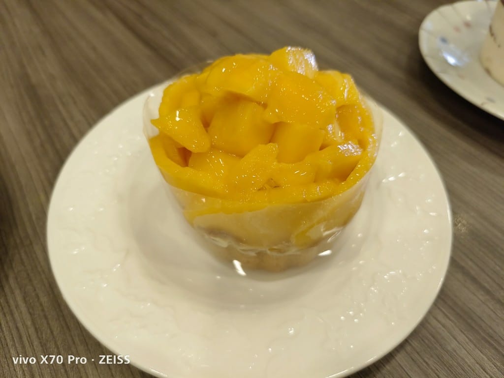 【新北吃到飽】甜點櫃子，每年七月快閃甜點吃到飽，滿滿芒果的各種甜點❤️