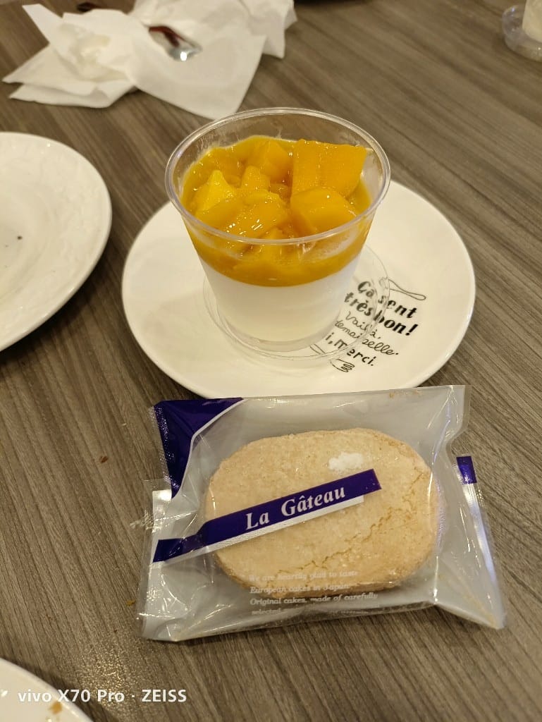 【新北吃到飽】甜點櫃子，每年七月快閃甜點吃到飽，滿滿芒果的各種甜點❤️