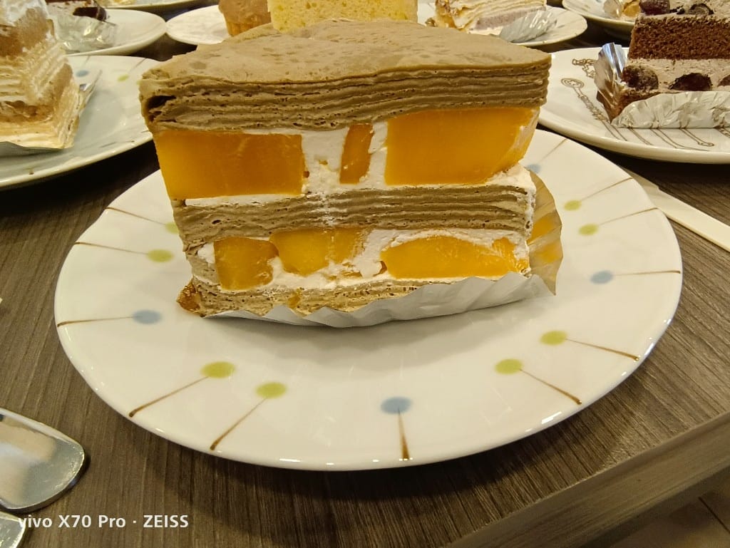 【新北吃到飽】甜點櫃子，每年七月快閃甜點吃到飽，滿滿芒果的各種甜點❤️