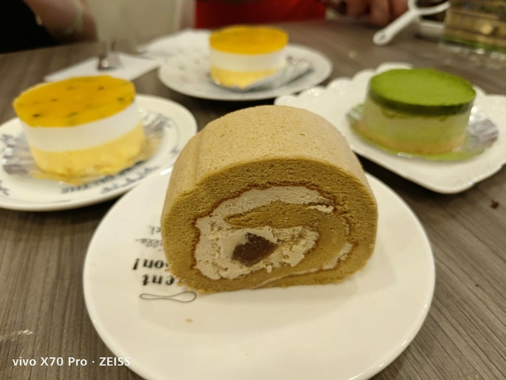 【新北吃到飽】甜點櫃子，每年七月快閃甜點吃到飽，滿滿芒果的各種甜點❤️