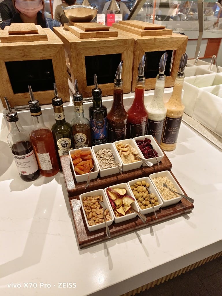 【台北吃到飽】香格里拉遠企CAFE午餐，用買一送一享受BBQ火烤季❤️