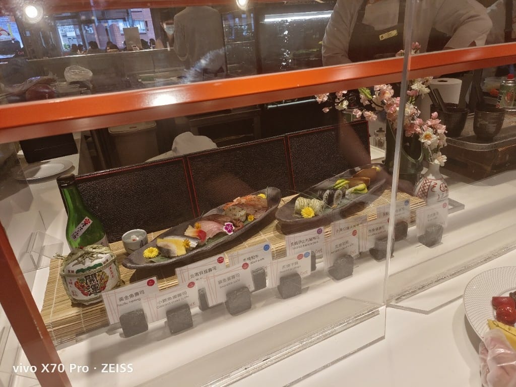 【台北吃到飽】香格里拉遠企CAFE午餐，用買一送一享受BBQ火烤季❤️