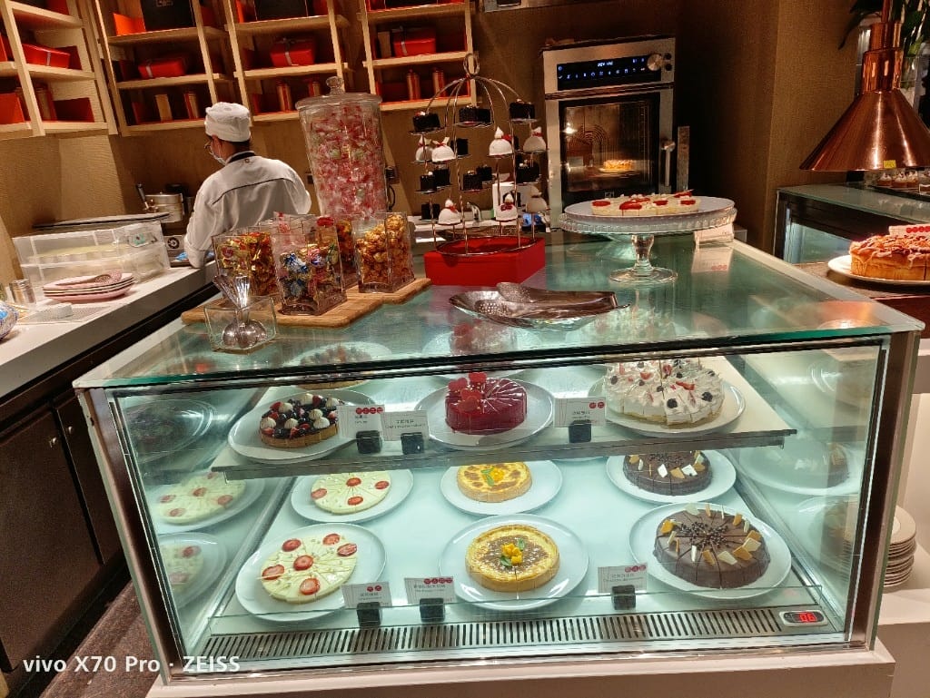【台北吃到飽】香格里拉遠企CAFE午餐，用買一送一享受BBQ火烤季❤️