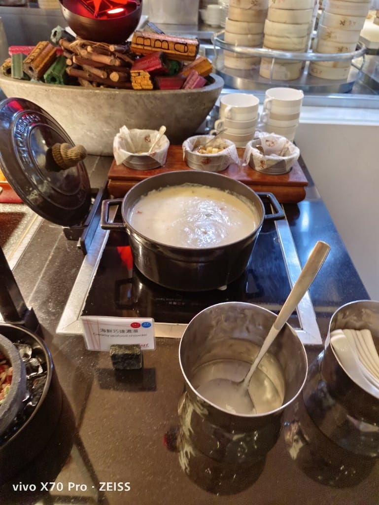 【台北吃到飽】香格里拉遠企CAFE午餐，用買一送一享受BBQ火烤季❤️
