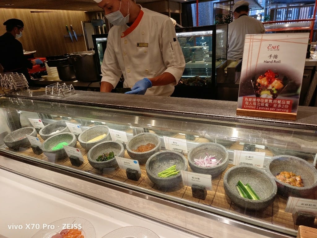 【台北吃到飽】香格里拉遠企CAFE午餐，用買一送一享受BBQ火烤季❤️