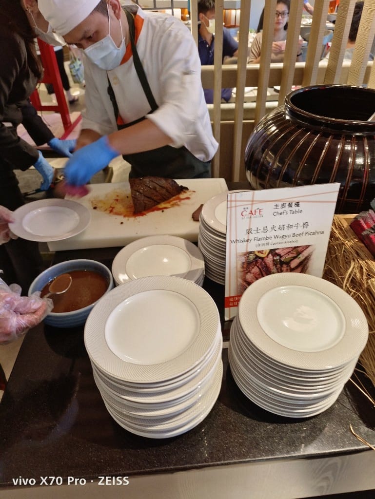 【台北吃到飽】香格里拉遠企CAFE午餐，用買一送一享受BBQ火烤季❤️