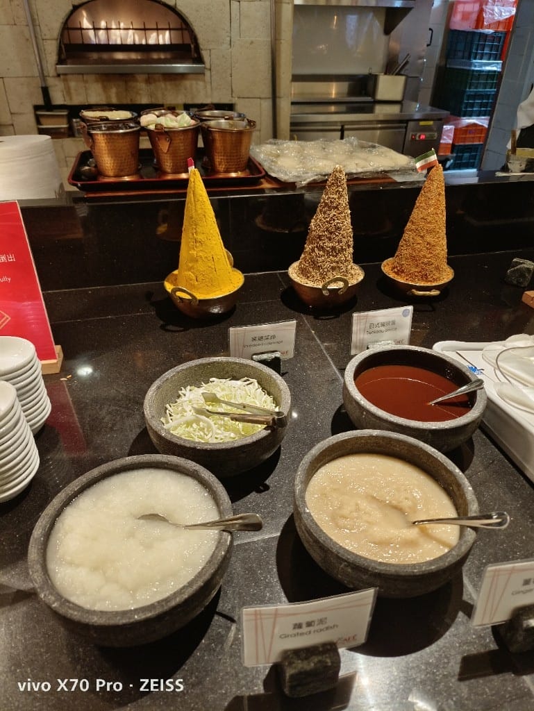 【台北吃到飽】香格里拉遠企CAFE午餐，用買一送一享受BBQ火烤季❤️
