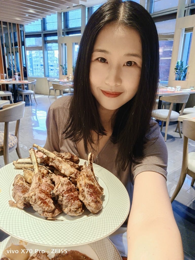 【台北吃到飽】香格里拉遠企CAFE午餐，用買一送一享受BBQ火烤季❤️