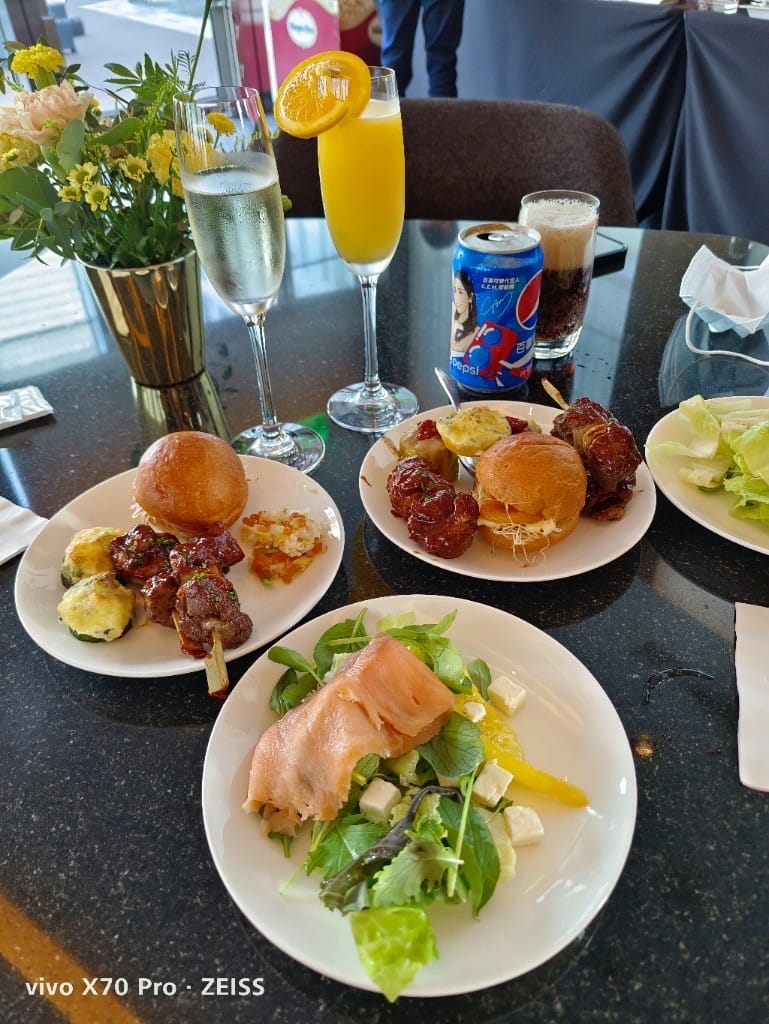 【台北吃到飽】艾美寒舍酒店行政酒廊，期間限定移至Quube 😍