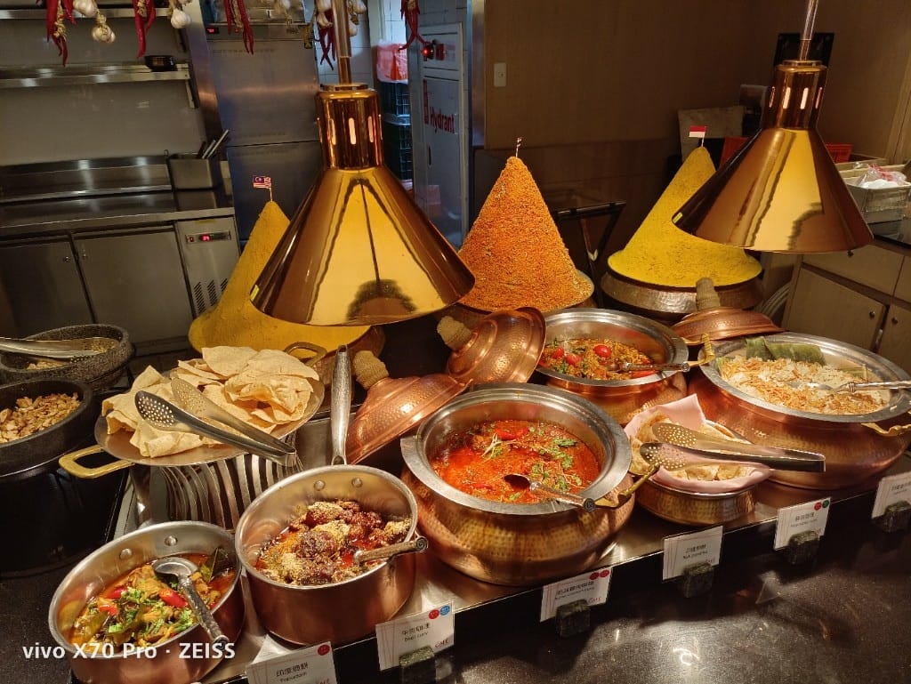 【台北吃到飽】香格里拉遠企CAFE假日午餐，用買一送一優惠享受BBQ火烤美食