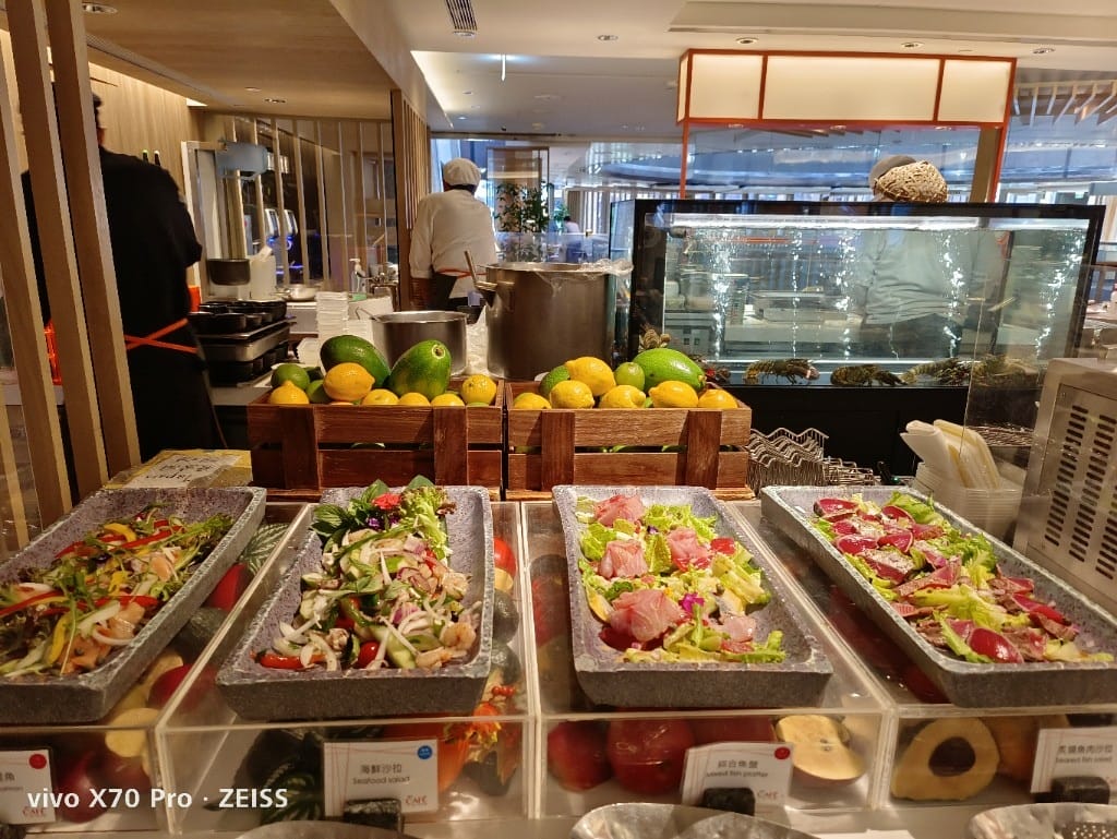 【台北吃到飽】香格里拉遠企CAFE假日午餐，用買一送一優惠享受BBQ火烤美食