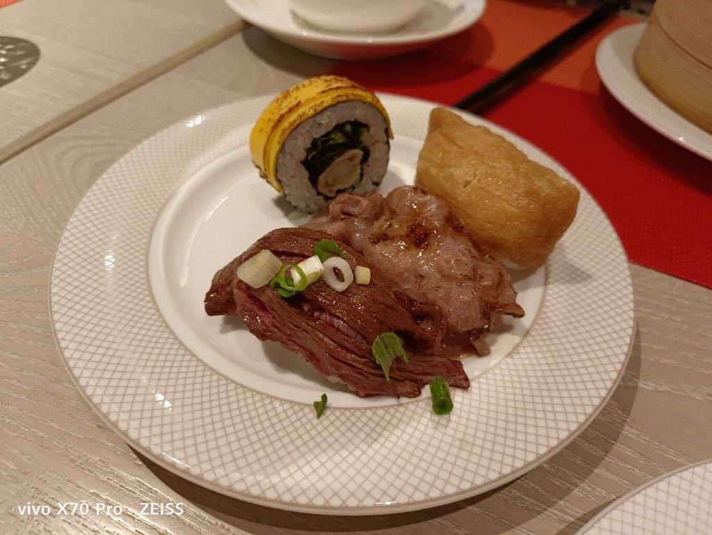 【台北吃到飽】香格里拉遠企CAFE假日午餐，用買一送一優惠享受BBQ火烤美食