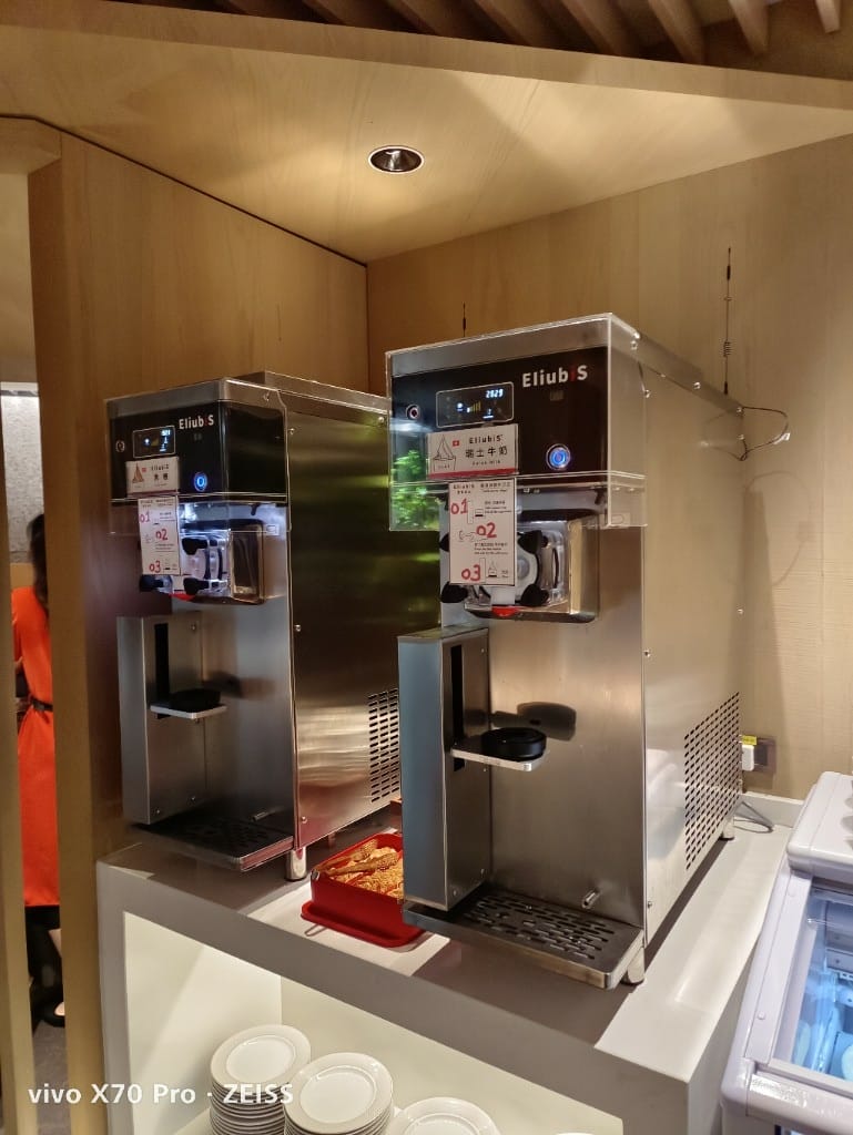 【台北吃到飽】香格里拉遠企CAFE假日午餐，用買一送一優惠享受BBQ火烤美食