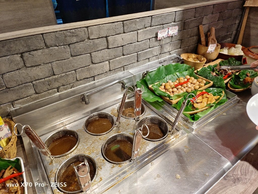 【板橋吃到飽】吉哆火鍋百匯，又有新品了！鹹酥雞&台灣小吃吃起來❤️