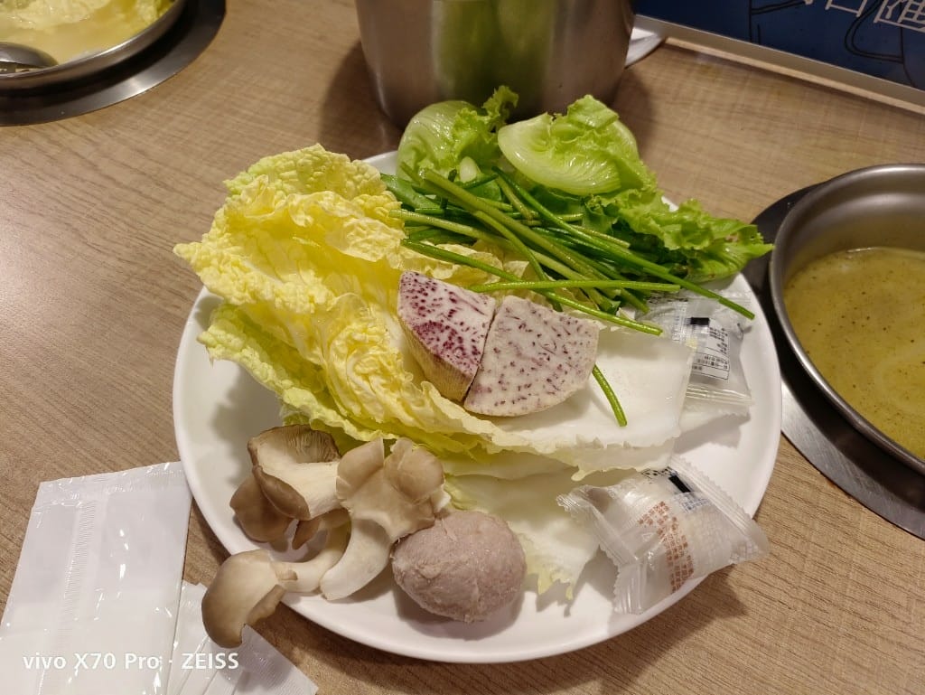 【板橋吃到飽】吉哆火鍋百匯，又有新品了！鹹酥雞&台灣小吃吃起來❤️