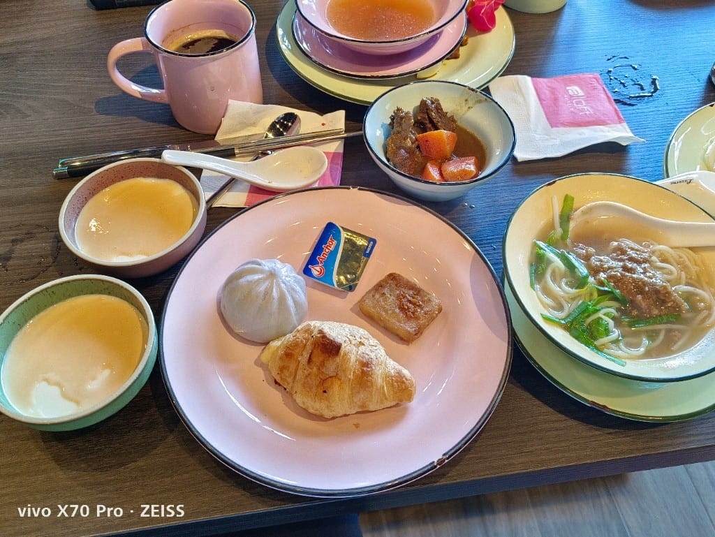 【台南美食】 台南雅樂軒早餐，環境優美的早餐百匯❤️