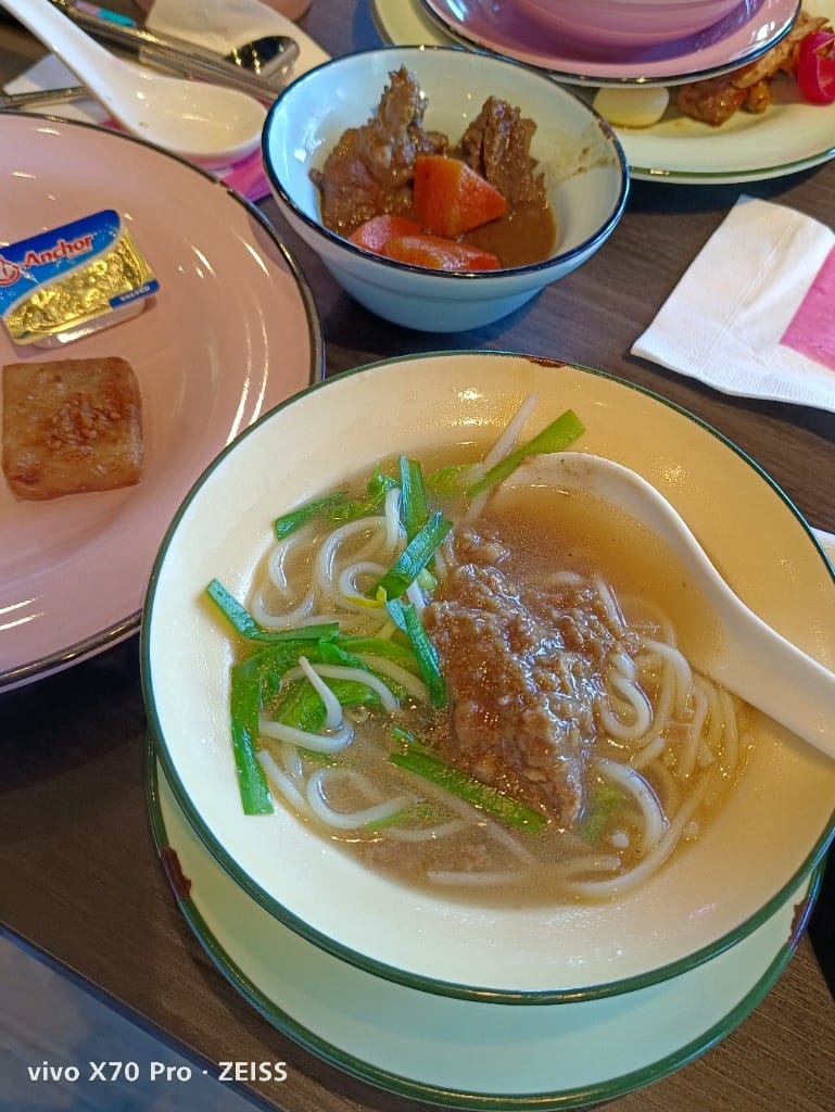 【台南美食】 台南雅樂軒早餐，環境優美的早餐百匯❤️