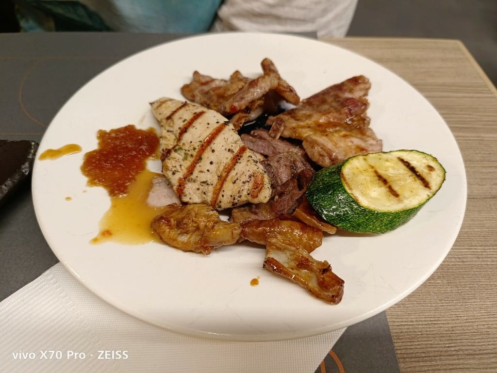【高雄吃到飽】旭集義享店假日午餐10訪,心中NO1的Buffet,干貝自由囉! - 第35張圖 【高雄吃到飽】旭集義享店假日午餐10訪,心中NO1的Buffet,干貝自由囉!