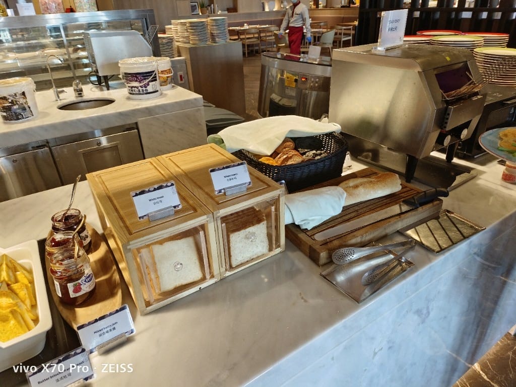 【高雄吃到飽】萬豪酒店豪享自助餐廳早餐，菜色選擇多到讓人目不轉睛😍