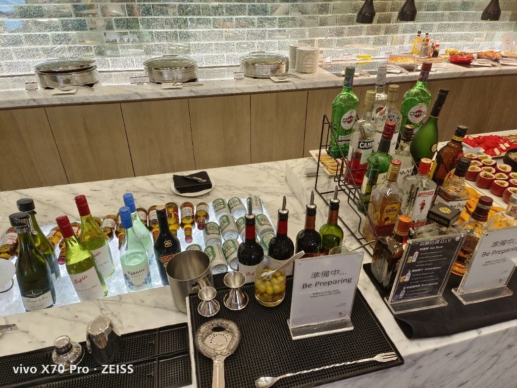 【高雄吃到飽】萬豪酒店行政酒廊，HH可以酒精飲品自由了😍