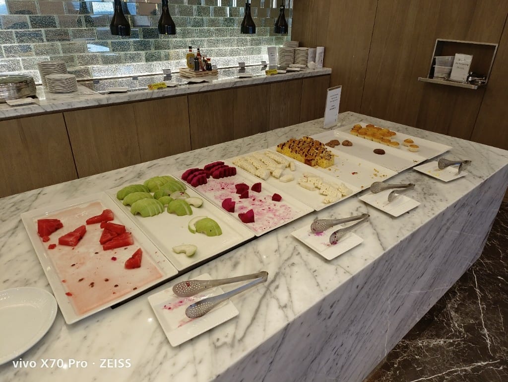 【高雄吃到飽】萬豪酒店行政酒廊，HH可以酒精飲品自由了😍