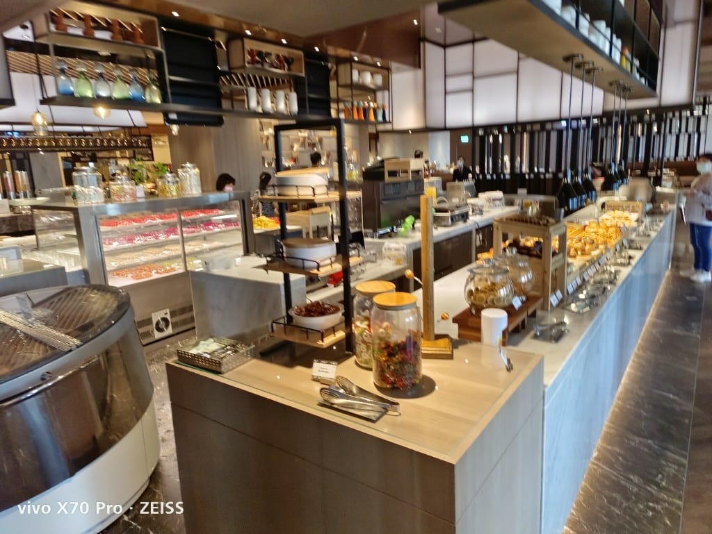 【高雄吃到飽】萬豪酒店豪享自助餐廳早餐，菜色選擇多到讓人目不轉睛😍