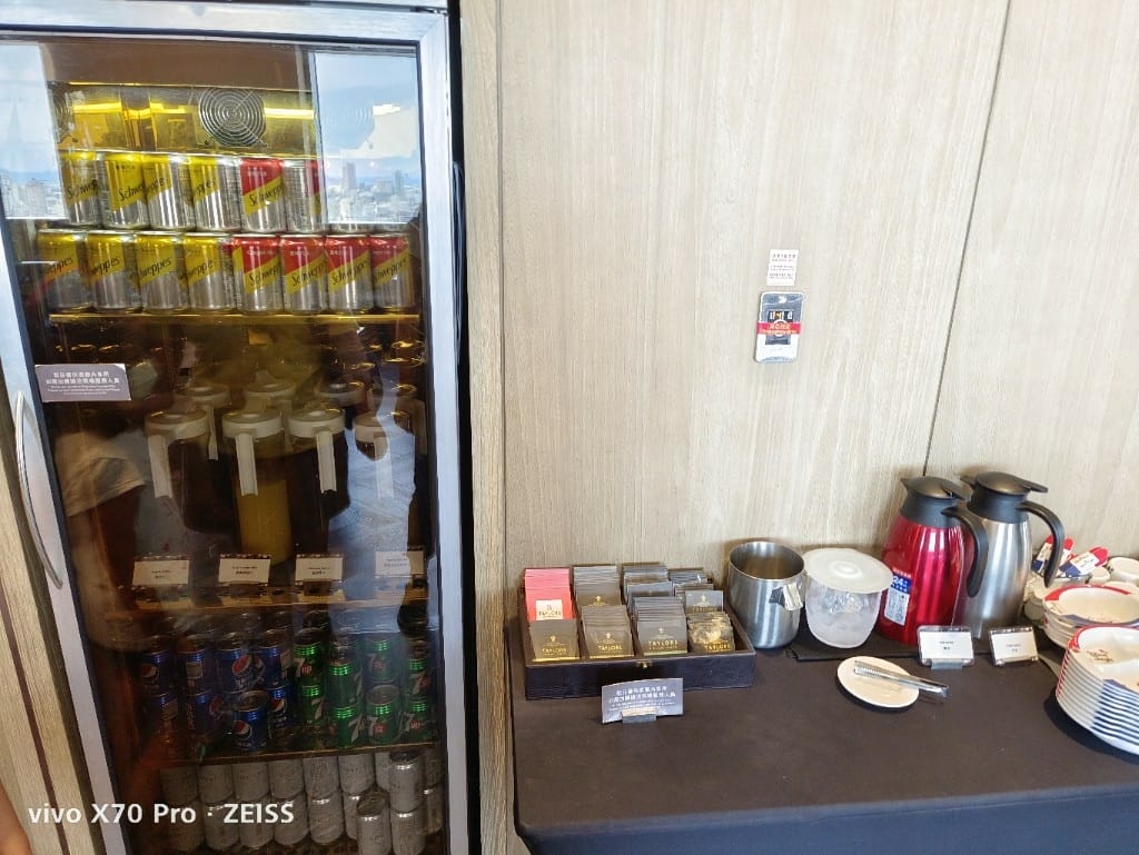 【高雄吃到飽】萬豪酒店行政酒廊，HH可以酒精飲品自由了😍