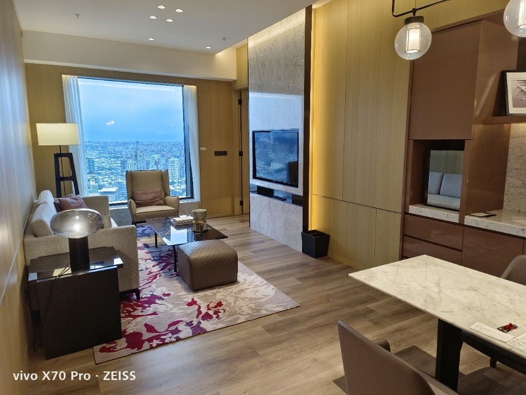 【高雄住宿】高雄萬豪酒店，行政家庭萬豪套房開箱 20220806-0808
