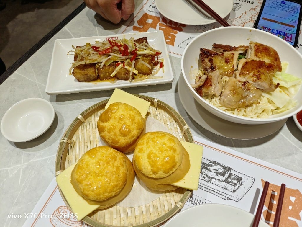 【新莊美食】點點心台灣新莊宏匯店,人潮滿滿的港點餐廳 - 第4張圖 【新莊美食】點點心台灣新莊宏匯店,人潮滿滿的港點餐廳