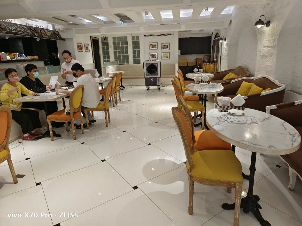 【台北吃到飽】 徹思叔叔的咖啡廳,甜點吃到飽最終訪😵😵😵 - 第4張圖 【台北吃到飽】 徹思叔叔的咖啡廳,甜點吃到飽最終訪😵😵😵