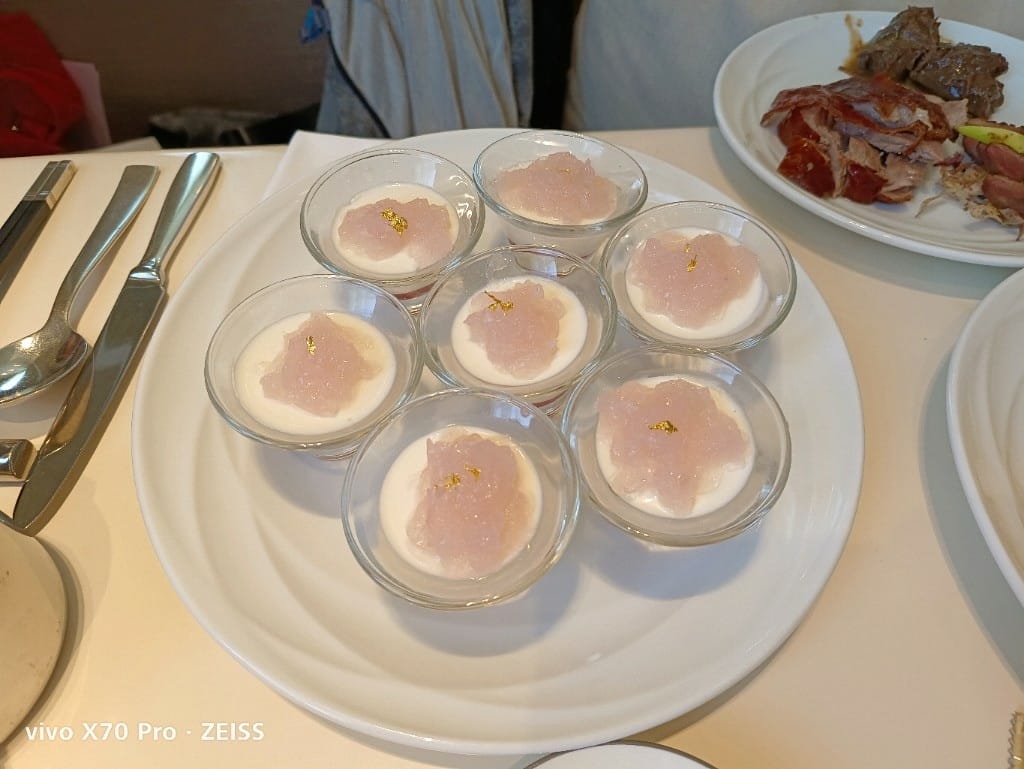 【台北吃到飽】東方文華酒店CAFÉ ，一網打盡所有高級海鮮，帝王蟹、生蠔、干貝、海膽😍