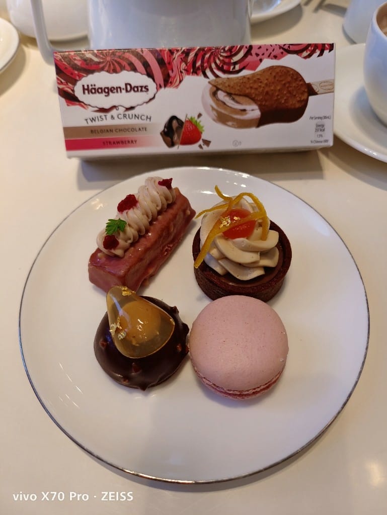 【台北吃到飽】東方文華酒店CAFÉ ，一網打盡所有高級海鮮，帝王蟹、生蠔、干貝、海膽😍