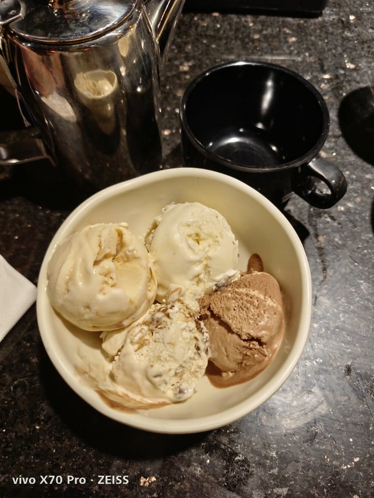 【台北吃到飽】馬辣頂級麻辣火鍋南京店，來享受哈根達斯自由😆