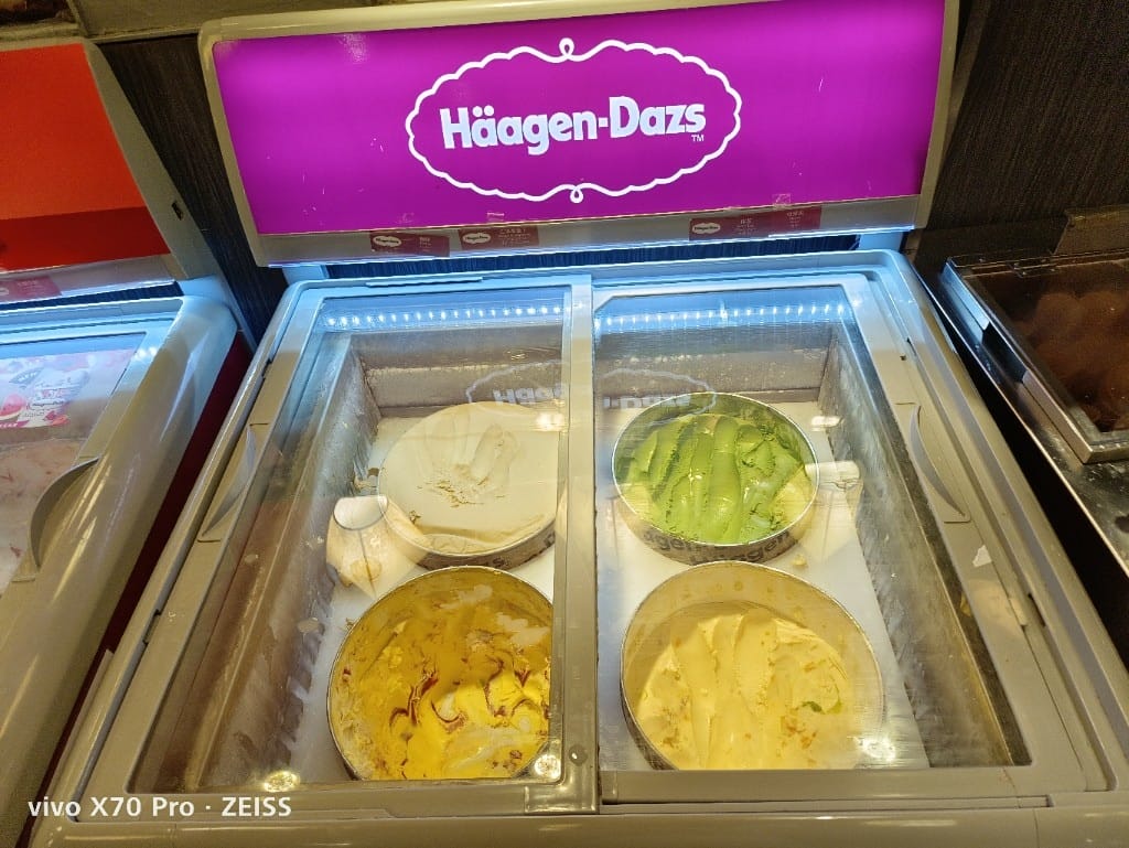 【台北吃到飽】馬辣頂級麻辣火鍋南京店，來享受哈根達斯自由😆